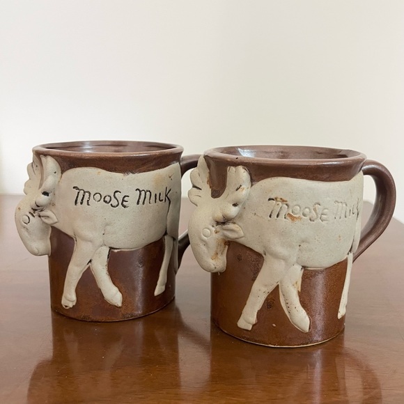 Set of Two Vintage 3D Textured Moose Milk Mugs for Coffee Tea Brown No Chips - Picture 1 of 9